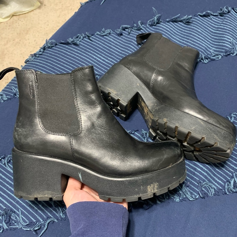 Vagabond Shoemakers Heeled Chelsea Boots